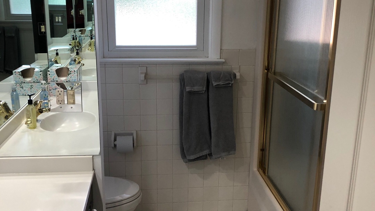 Photo of Bathroom in Palmyra