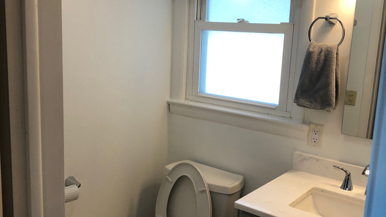 Photo of Bathroom in Palmyra