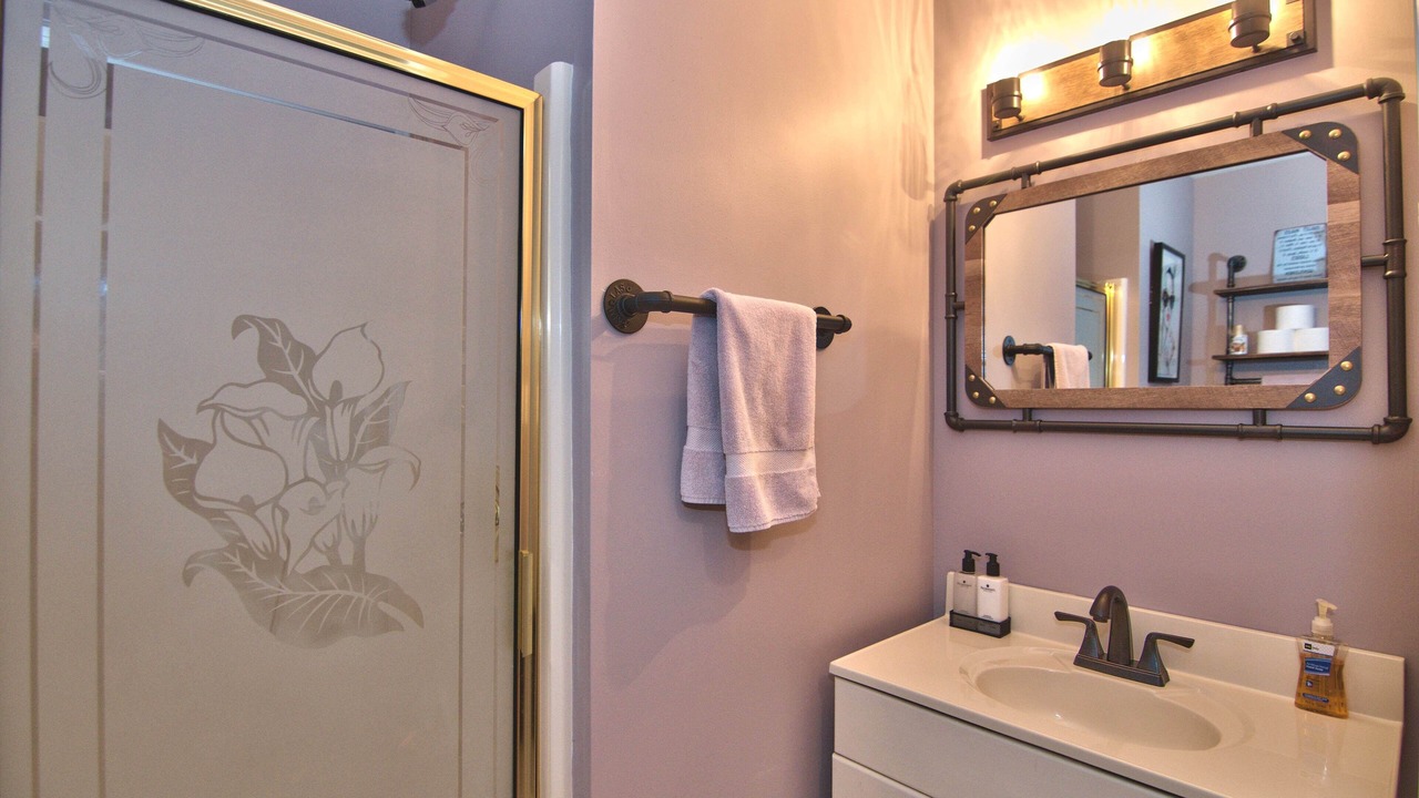 Photo of Bathroom in Cresco