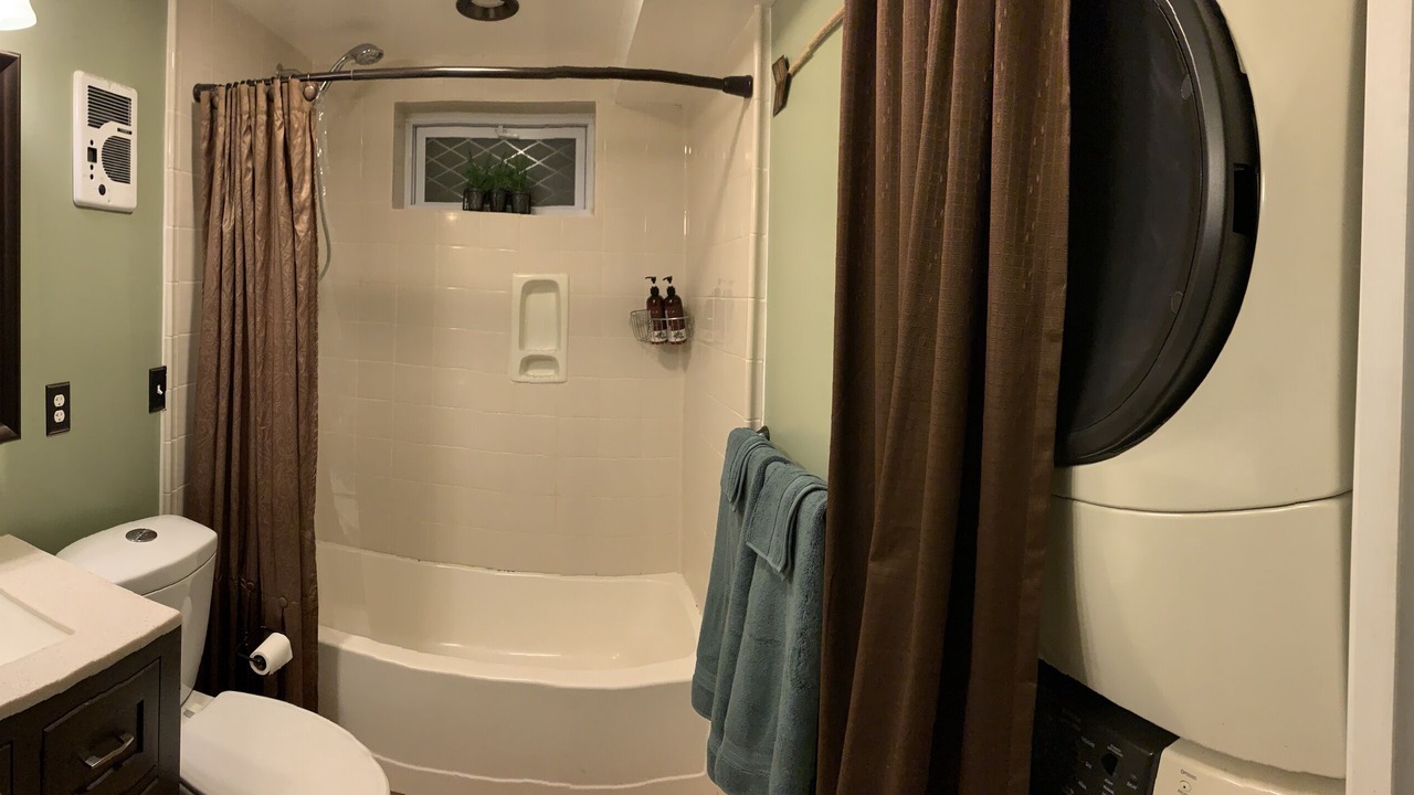 Photo of Bathroom in Hebron