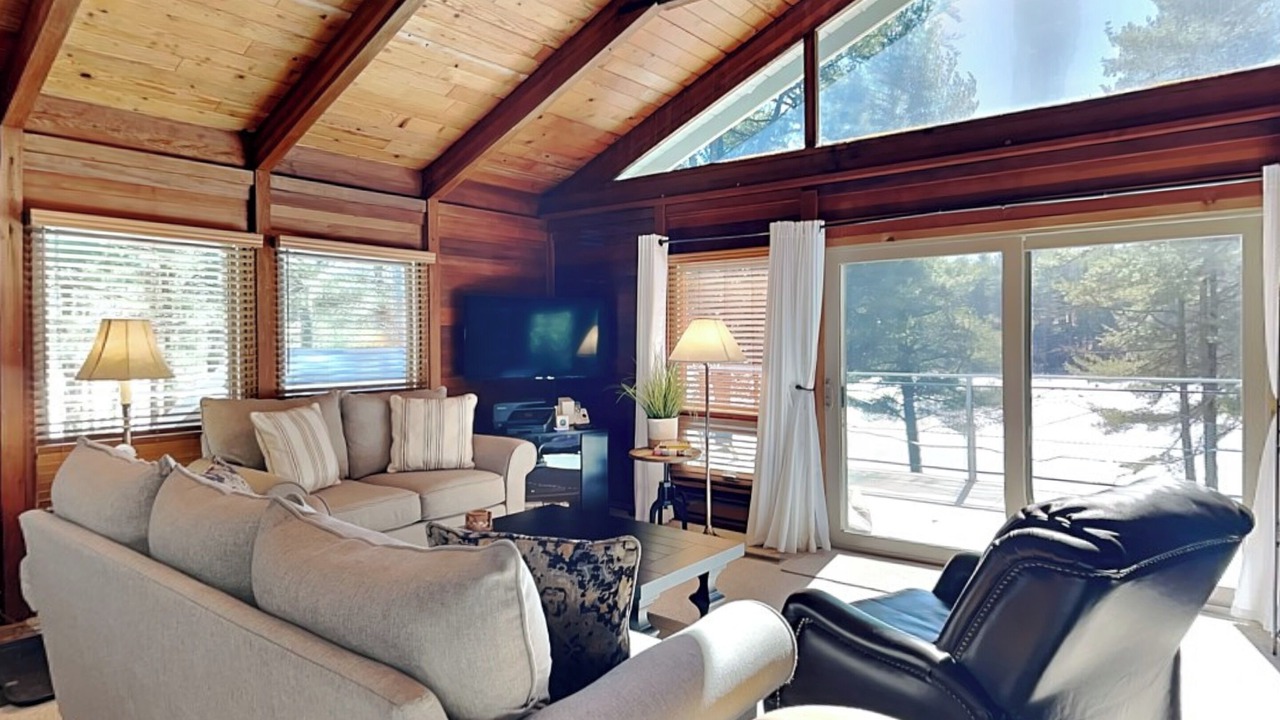 Photo of Bedroom in North Glade Hills