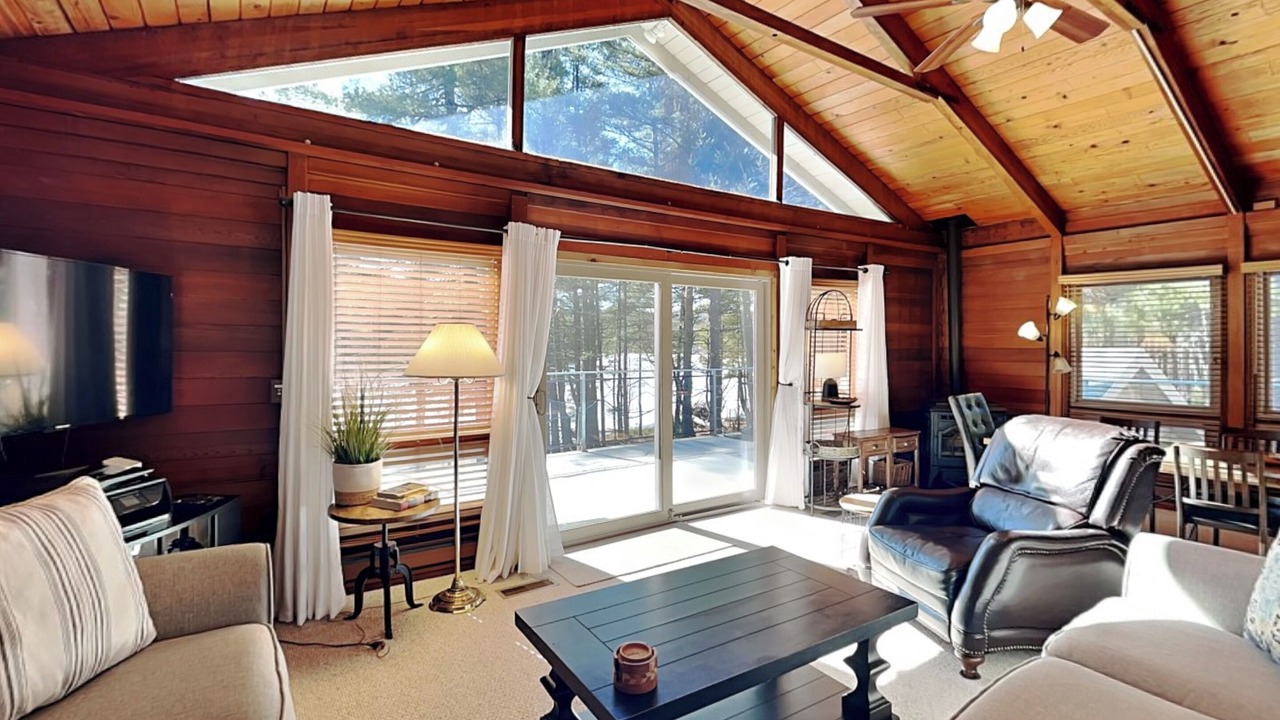 Photo of Bedroom in North Glade Hills