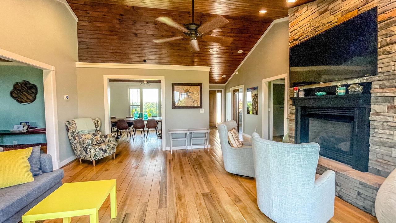 Photo of Livingroom in Burkesville