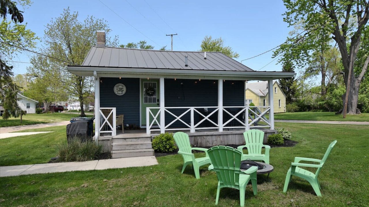 Photo of Outdoor in Huron