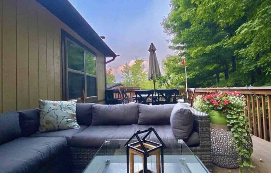 Photo of Patio Balcony in Lake Ariel