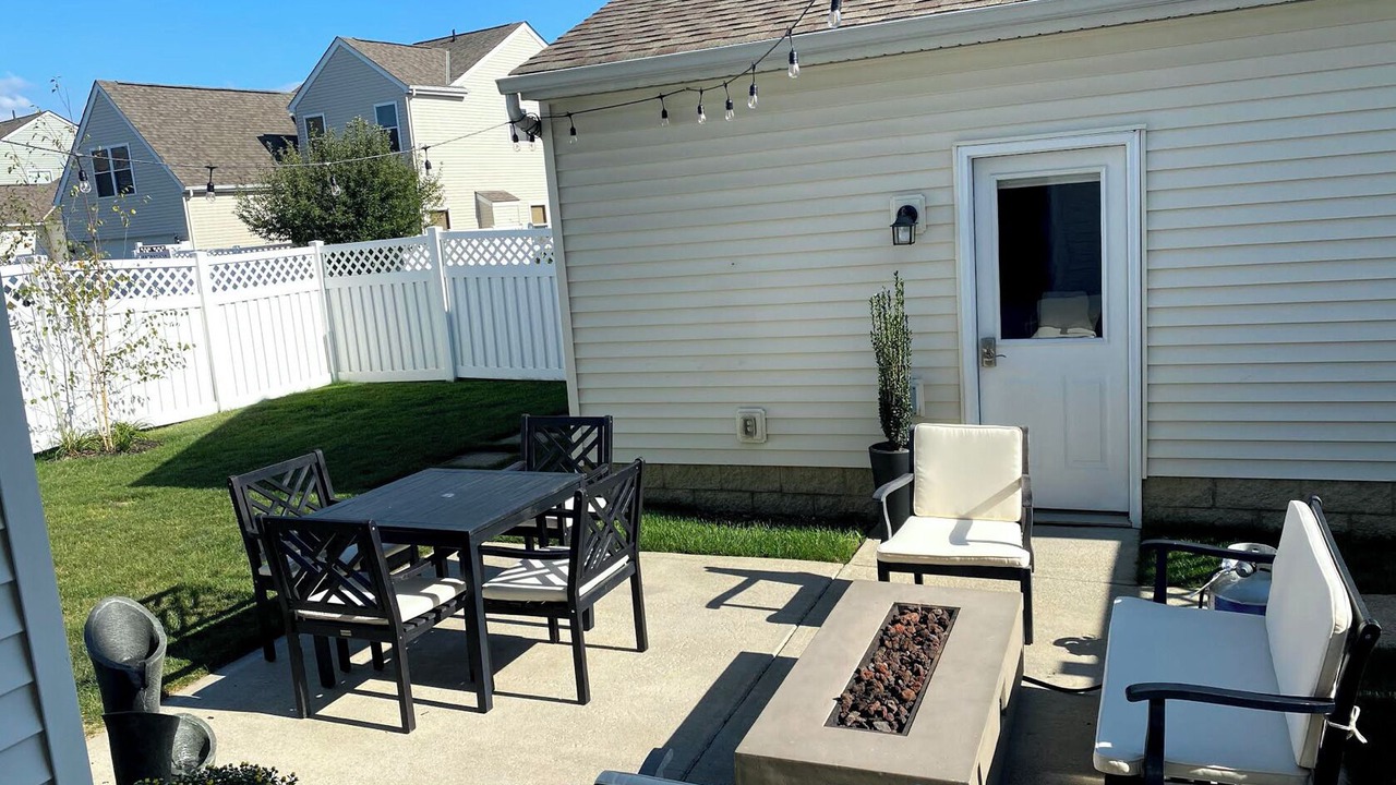Photo of Outdoor in Grove City
