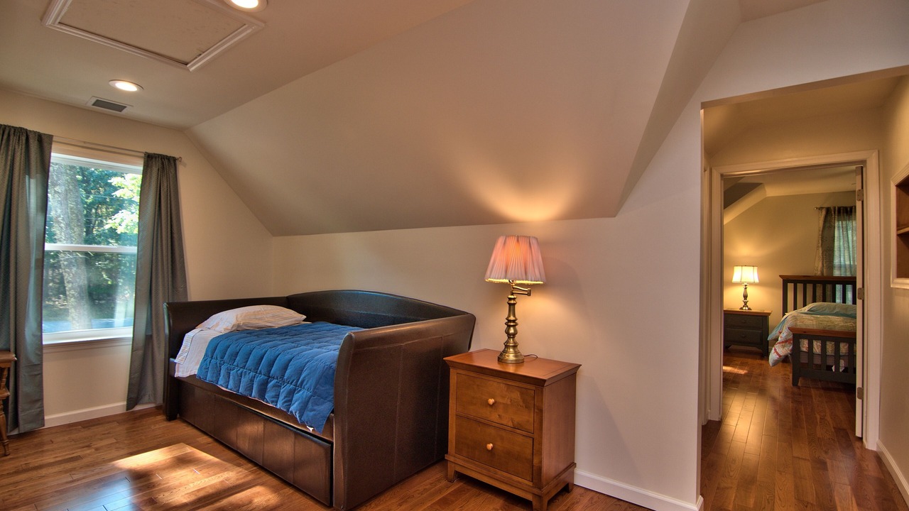 Photo of Bedroom in Rowland