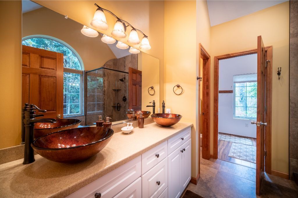 Photo of Bathroom in Seven Springs