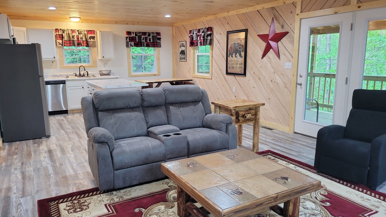 Photo of Livingroom in French Creek