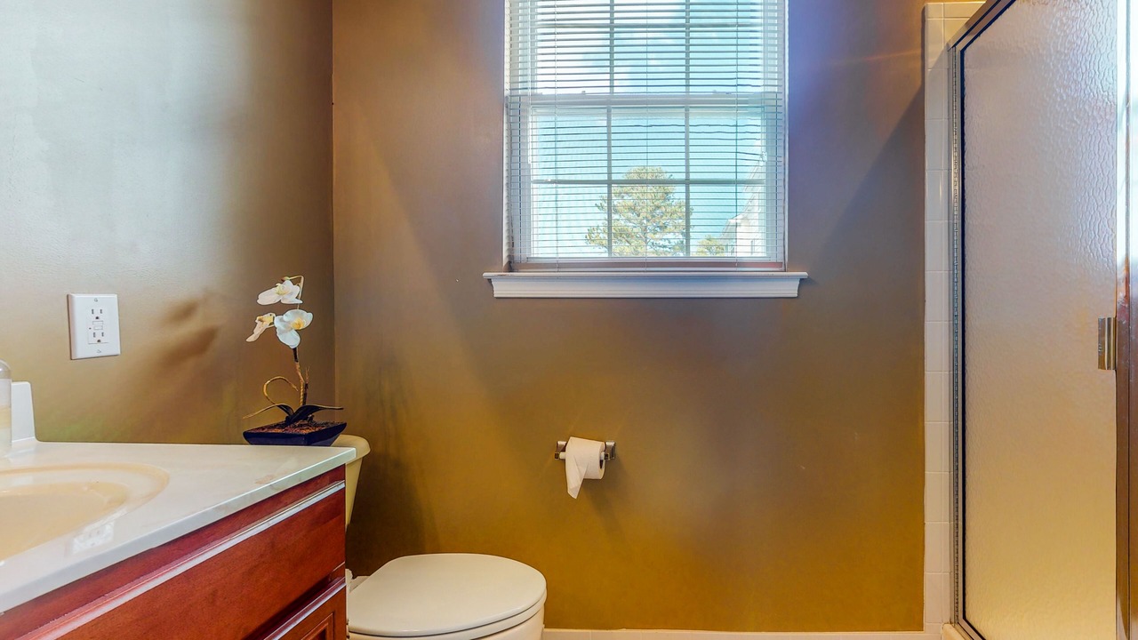 Photo of Bathroom in Ocean View