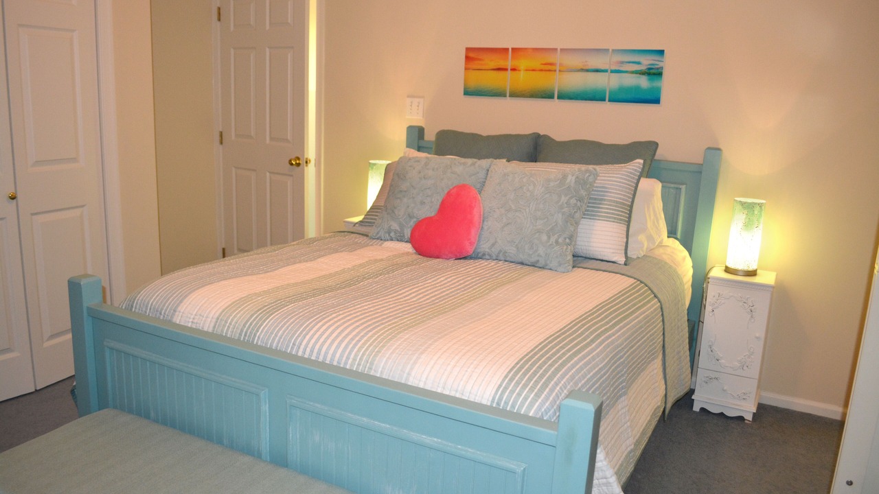 Photo of Bedroom in North End