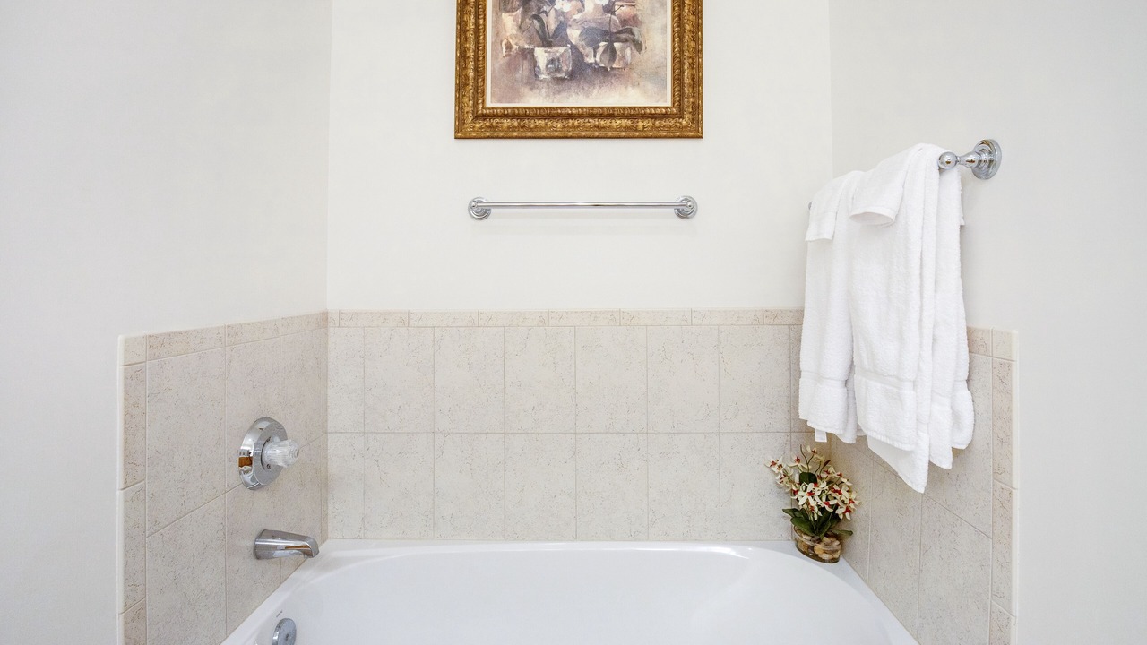 Photo of Bathroom in Ocean View