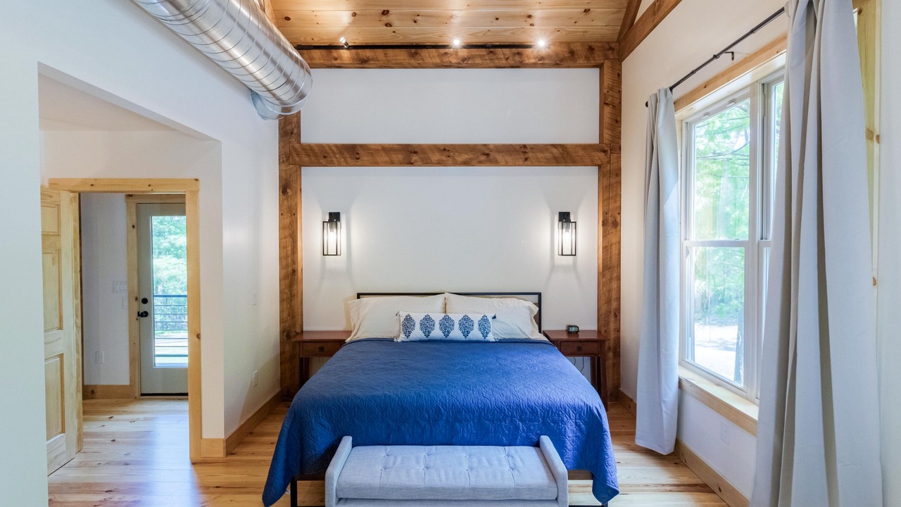 Photo of Bedroom in Centre Hall