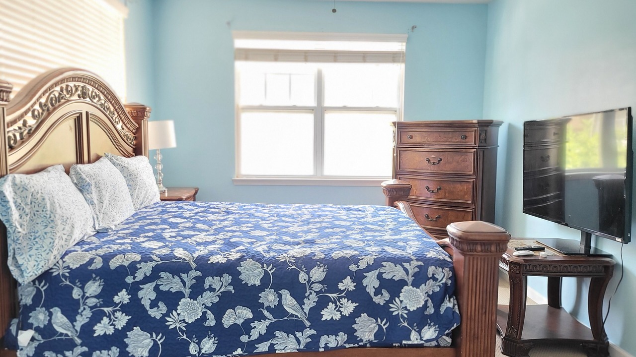 Photo of Bedroom in North Newport News