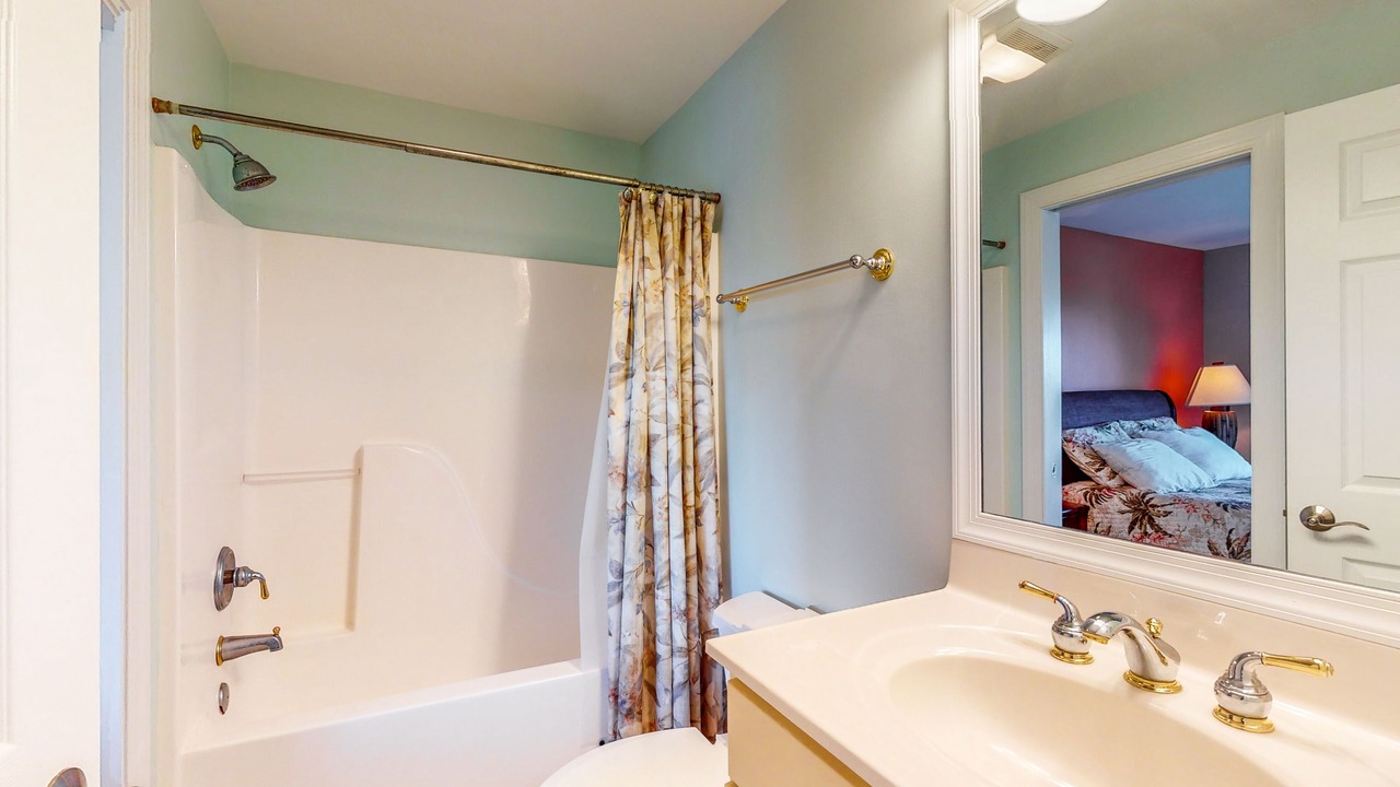 Photo of Bathroom in Fenwick Island