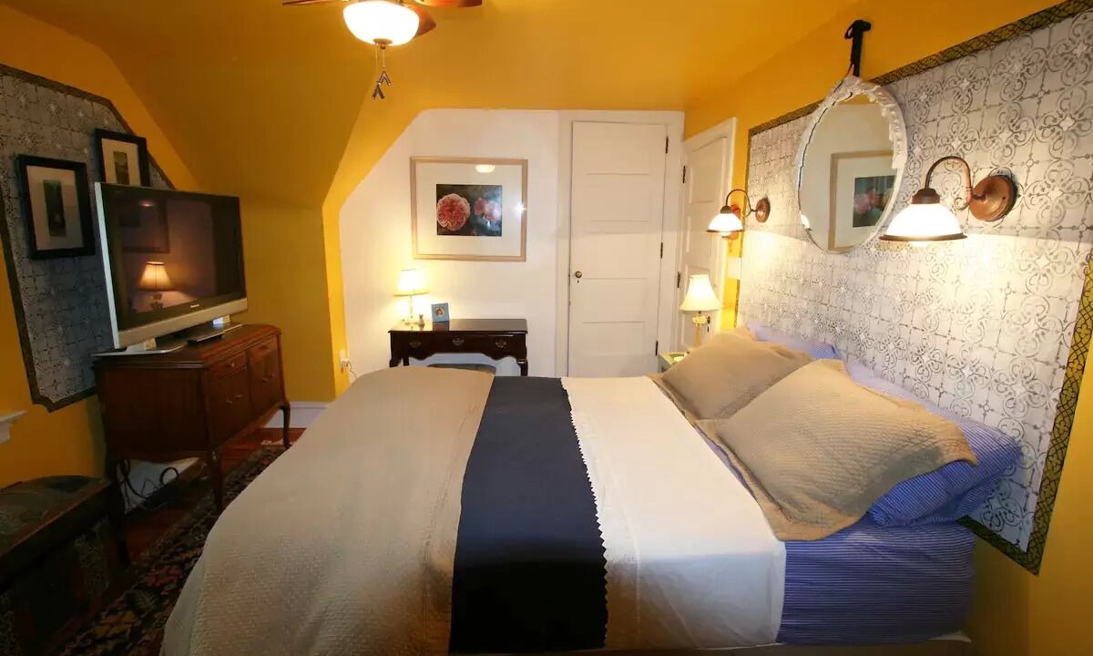 Photo of Bedroom in Gulph Mills