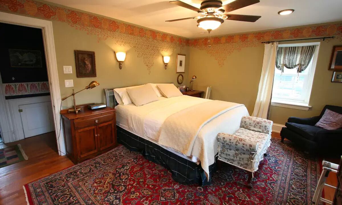 Photo of Bedroom in Gulph Mills