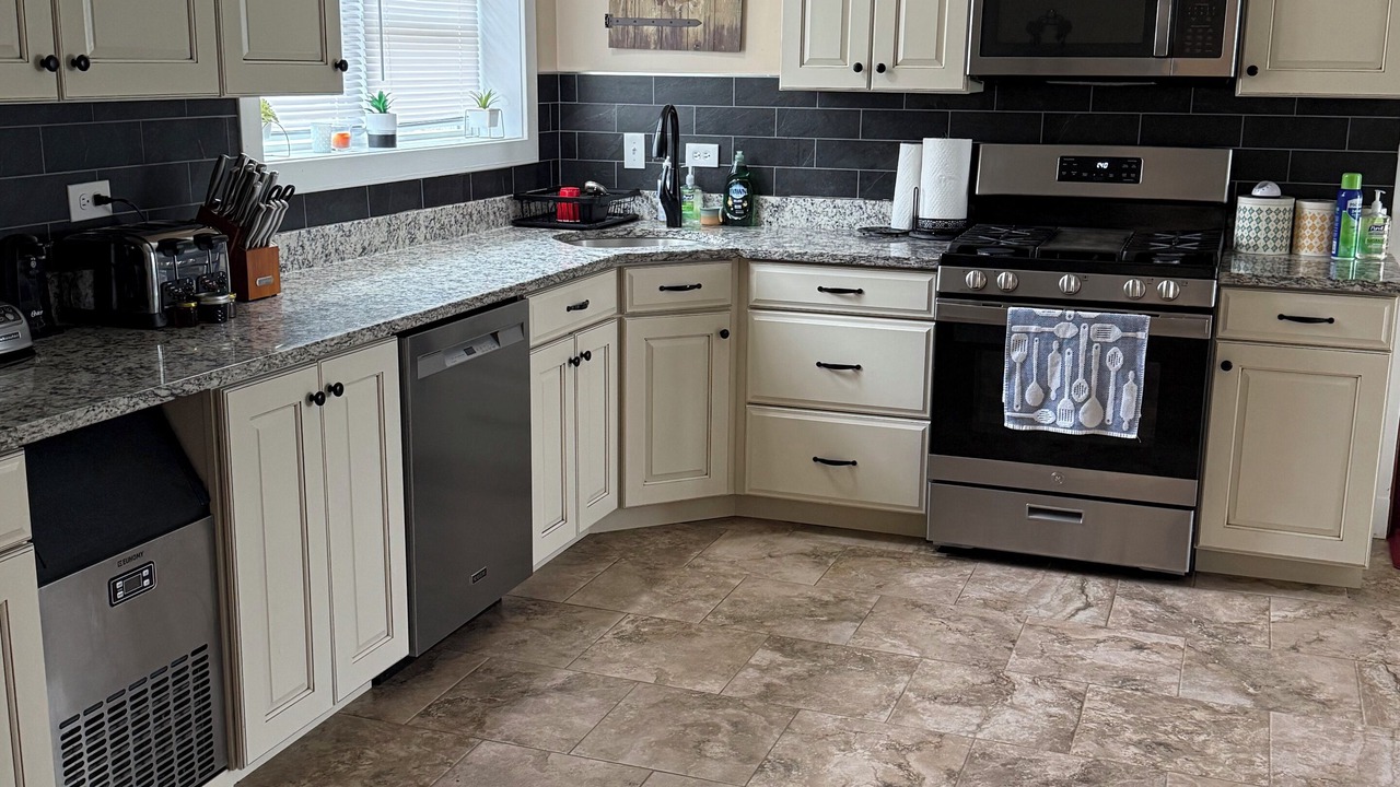 Photo of Kitchen in Upper Tract