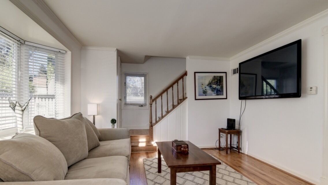 Photo of Livingroom in Rockville