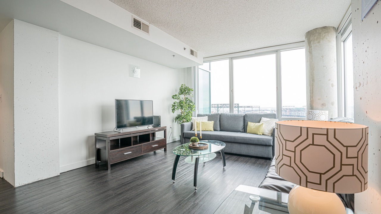Photo of Bedroom in Downtown West