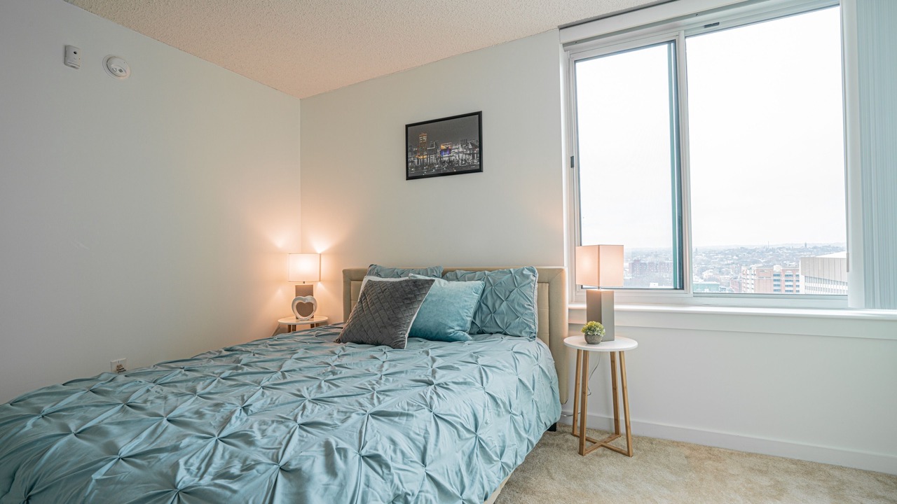 Photo of Bedroom in Downtown West