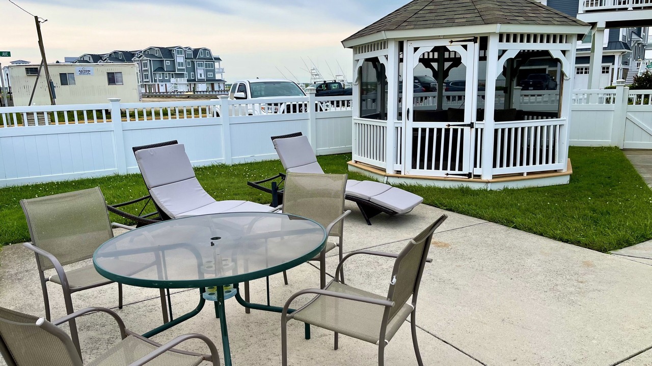 Photo of Outdoor in Avalon