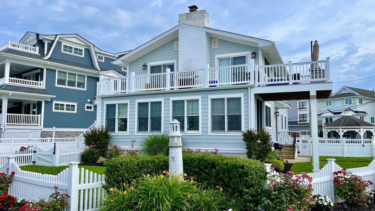 Photo of Others in Avalon