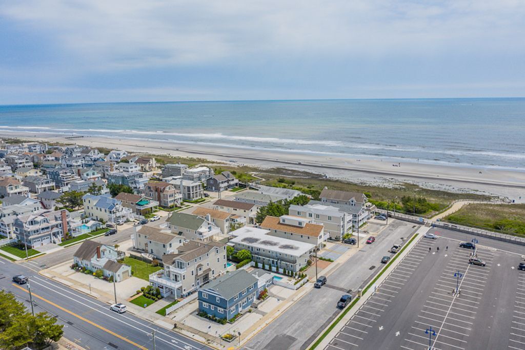Photo of Others in Avalon