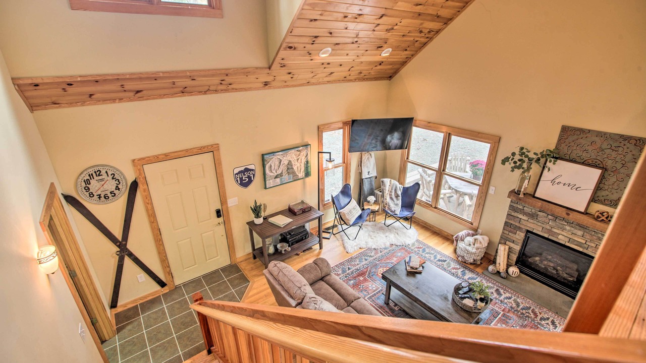 Photo of Livingroom in Chestnut Springs