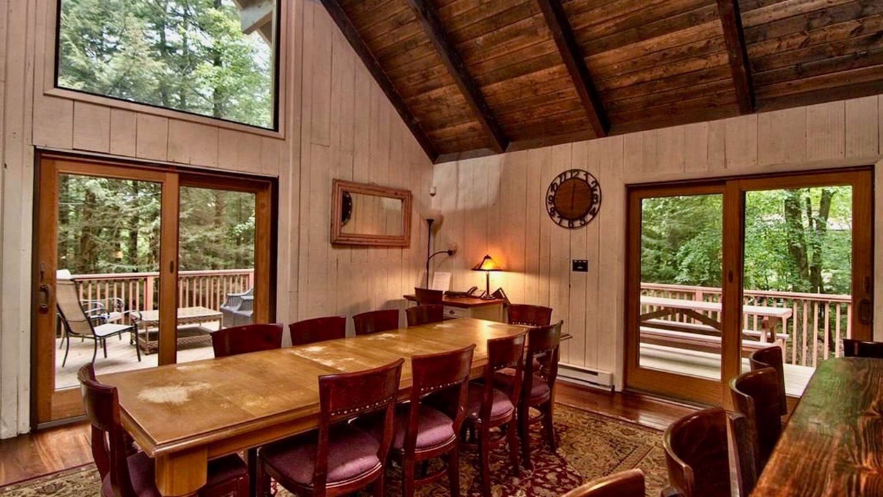 Photo of Livingroom in Pocono Pines