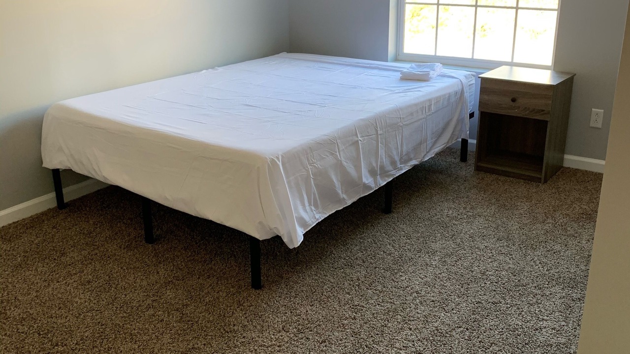 Photo of Bedroom in Cheat Lake