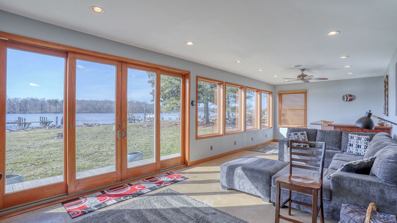 Photo of Livingroom in Elkton