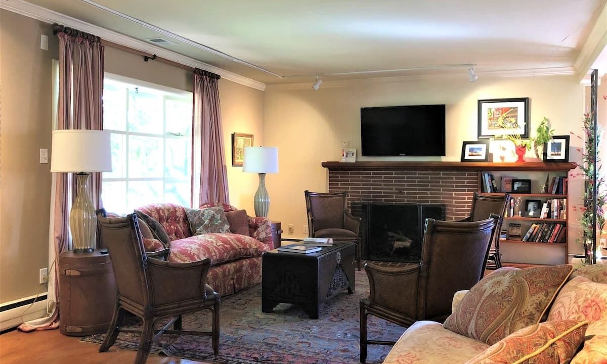 Photo of Livingroom in Braddock Heights