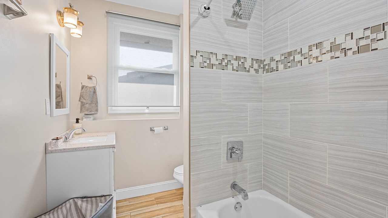 Photo of Bathroom in East Lansdowne