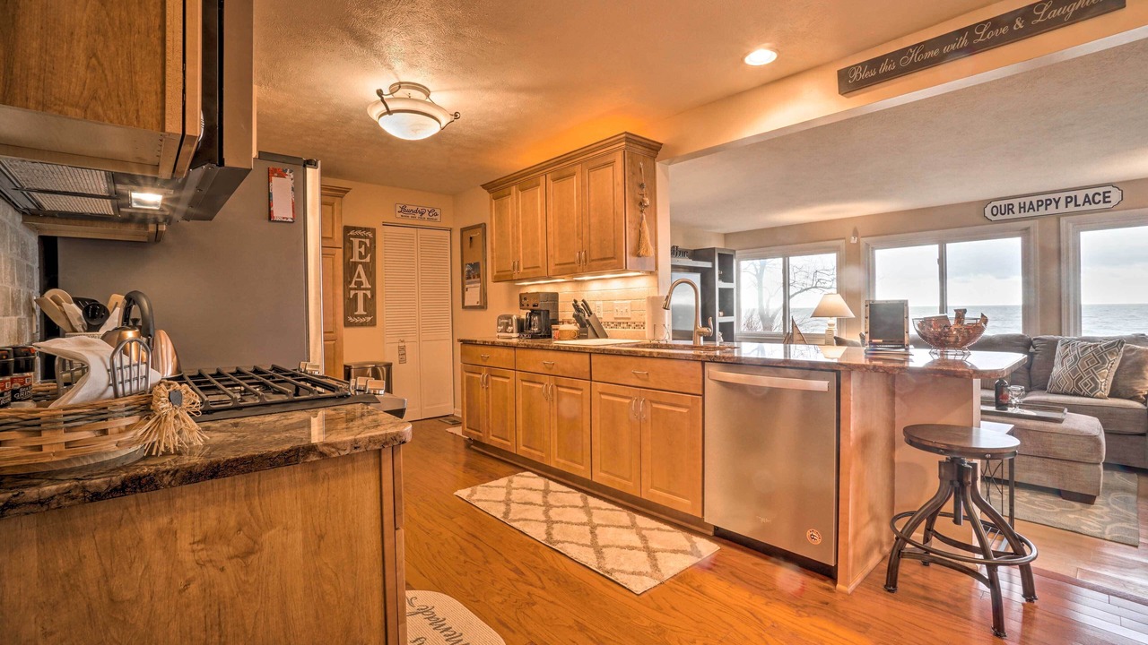 Photo of Kitchen in Mentor-on-the-Lake