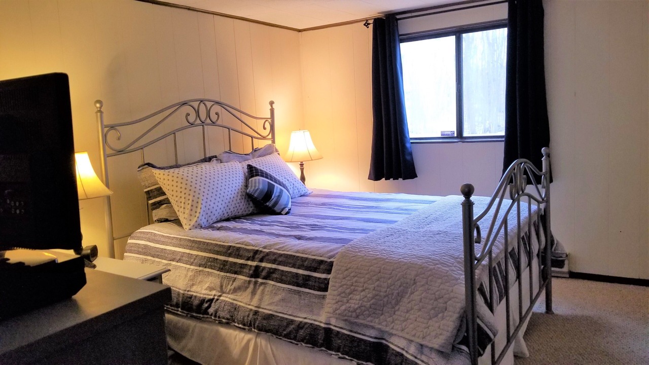 Photo of Bedroom in Lackawaxen