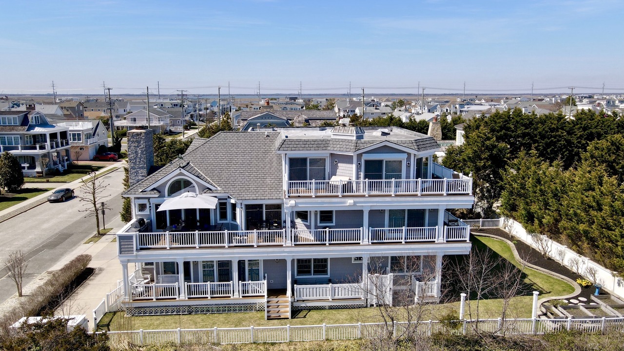 Photo of Outdoor in Avalon
