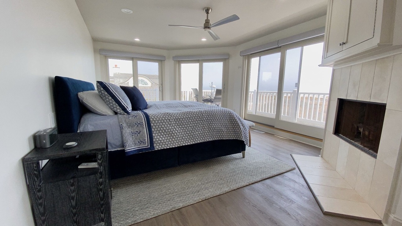 Photo of Bedroom in Avalon