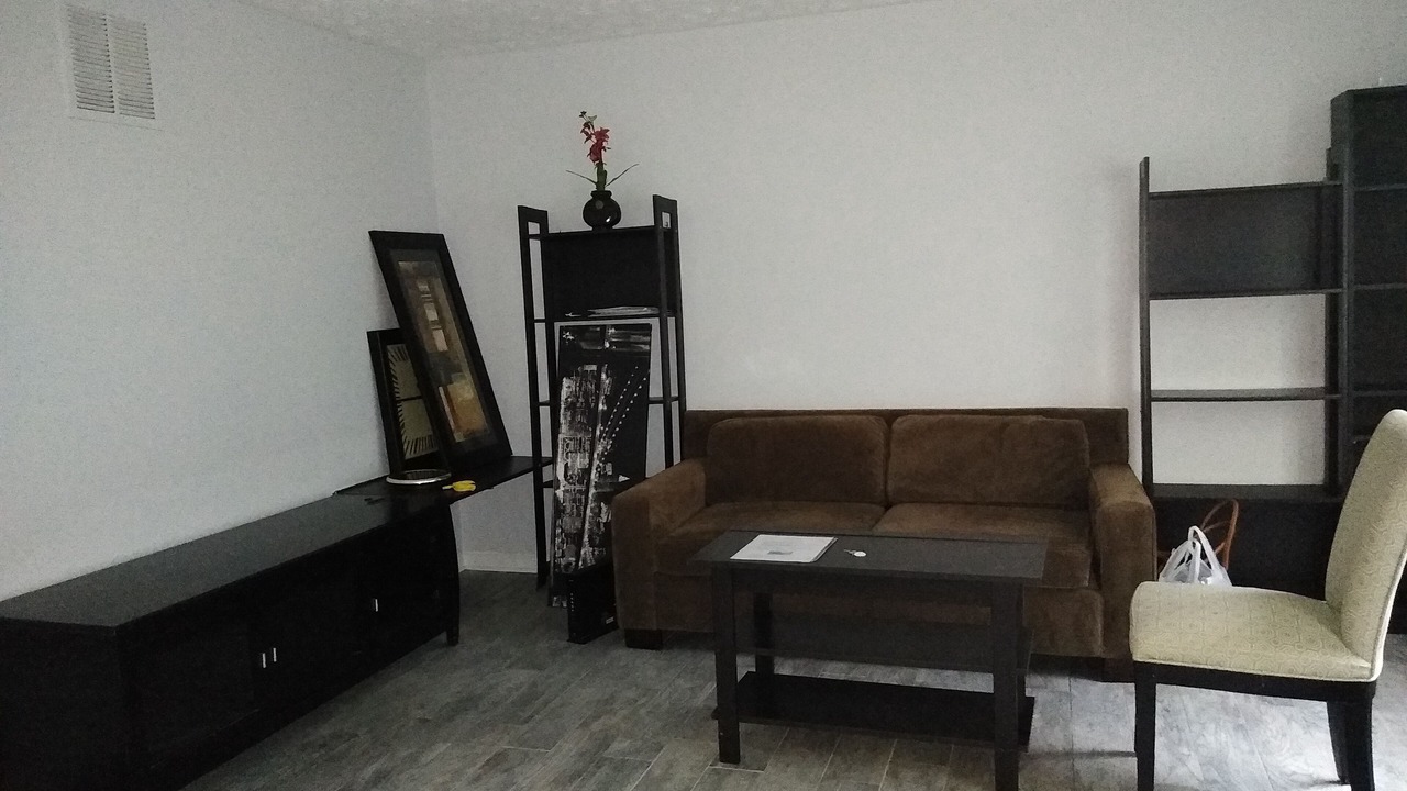 Photo of Livingroom in Cloverly