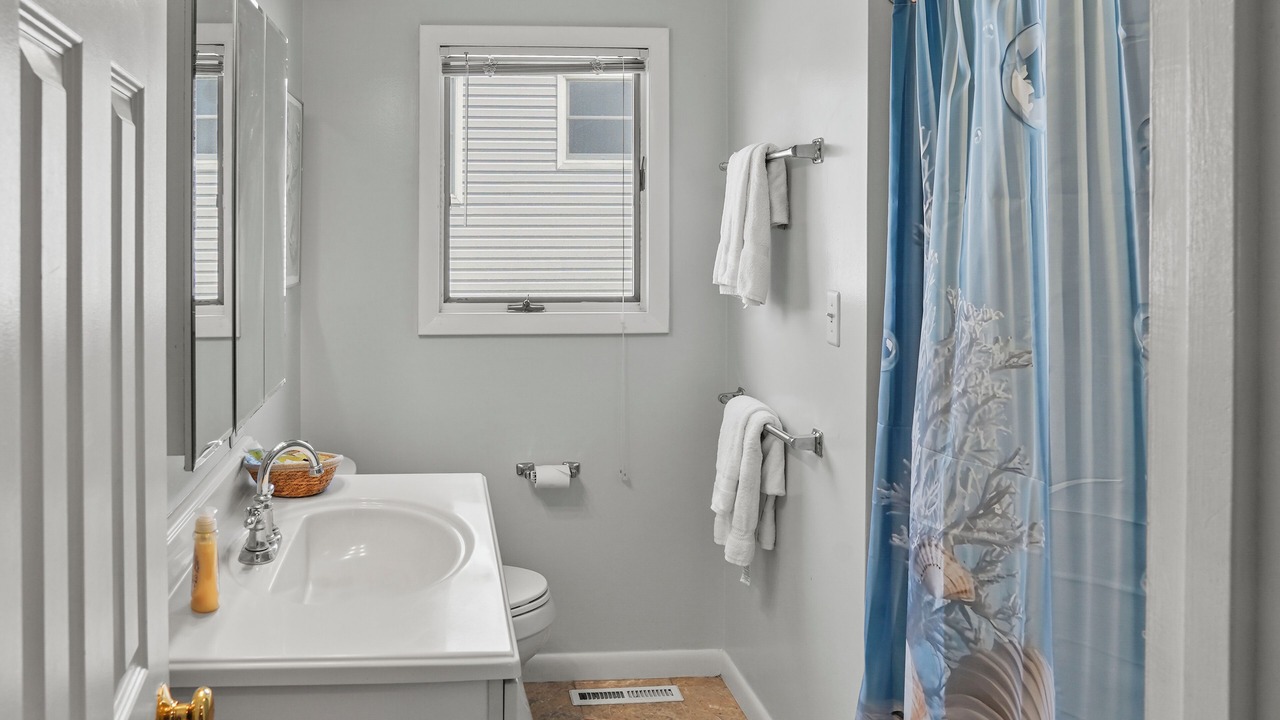 Photo of Bathroom in Keen-Wik On the Bay