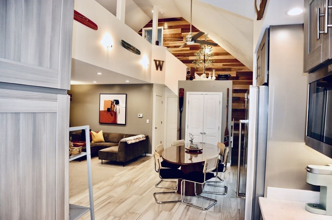 Photo of Livingroom in Edinboro