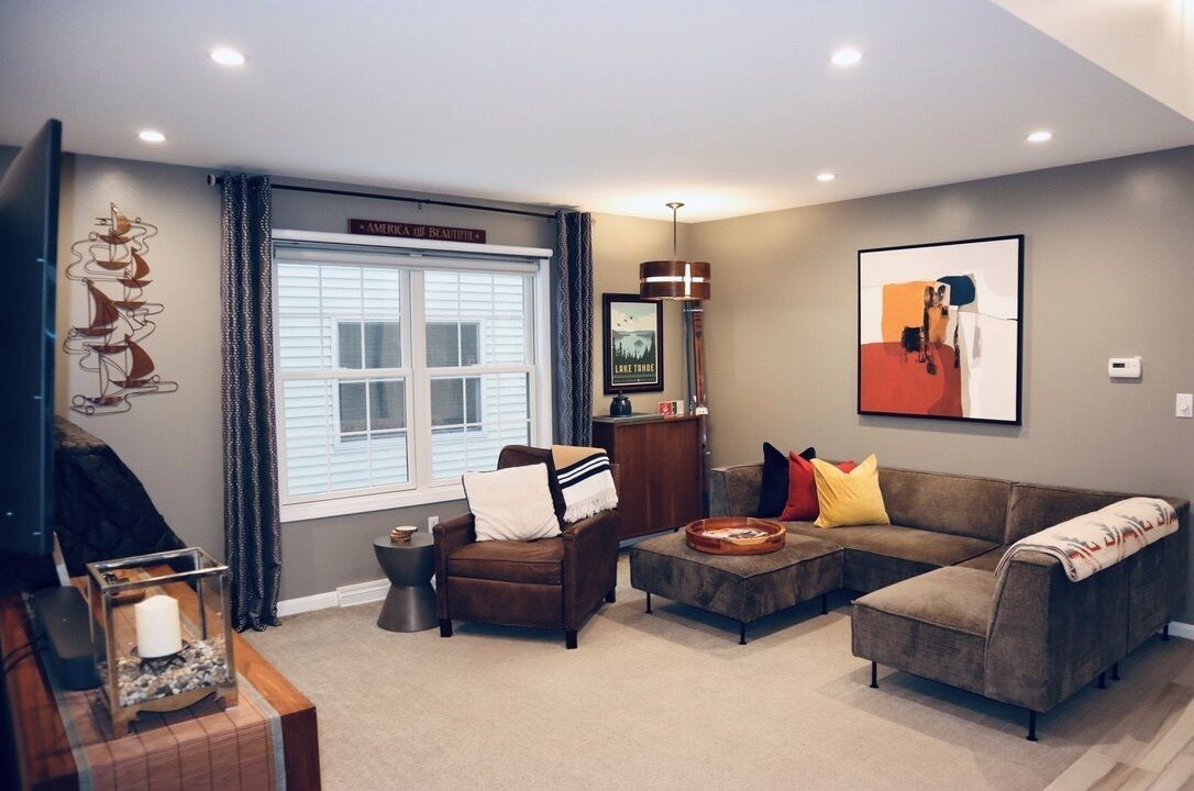 Photo of Livingroom in Edinboro