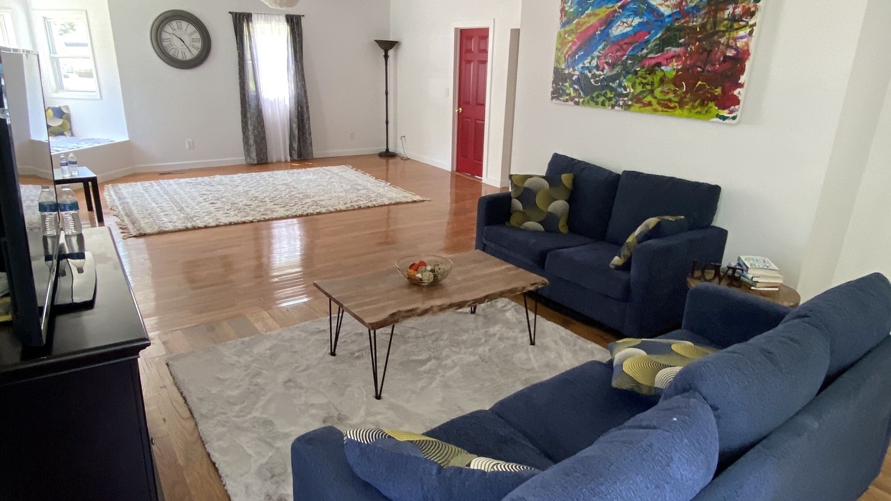 Photo of Livingroom in Middletown