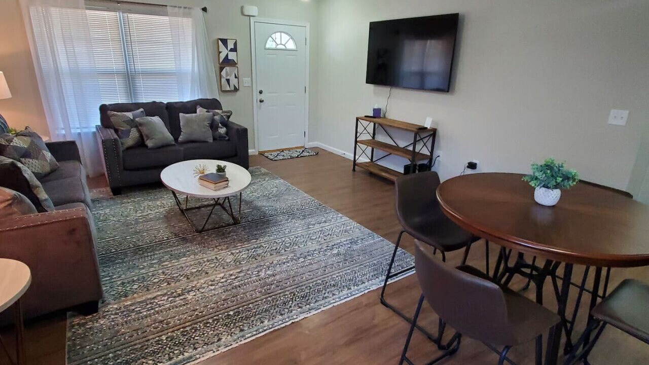 Photo of Livingroom in Middletown