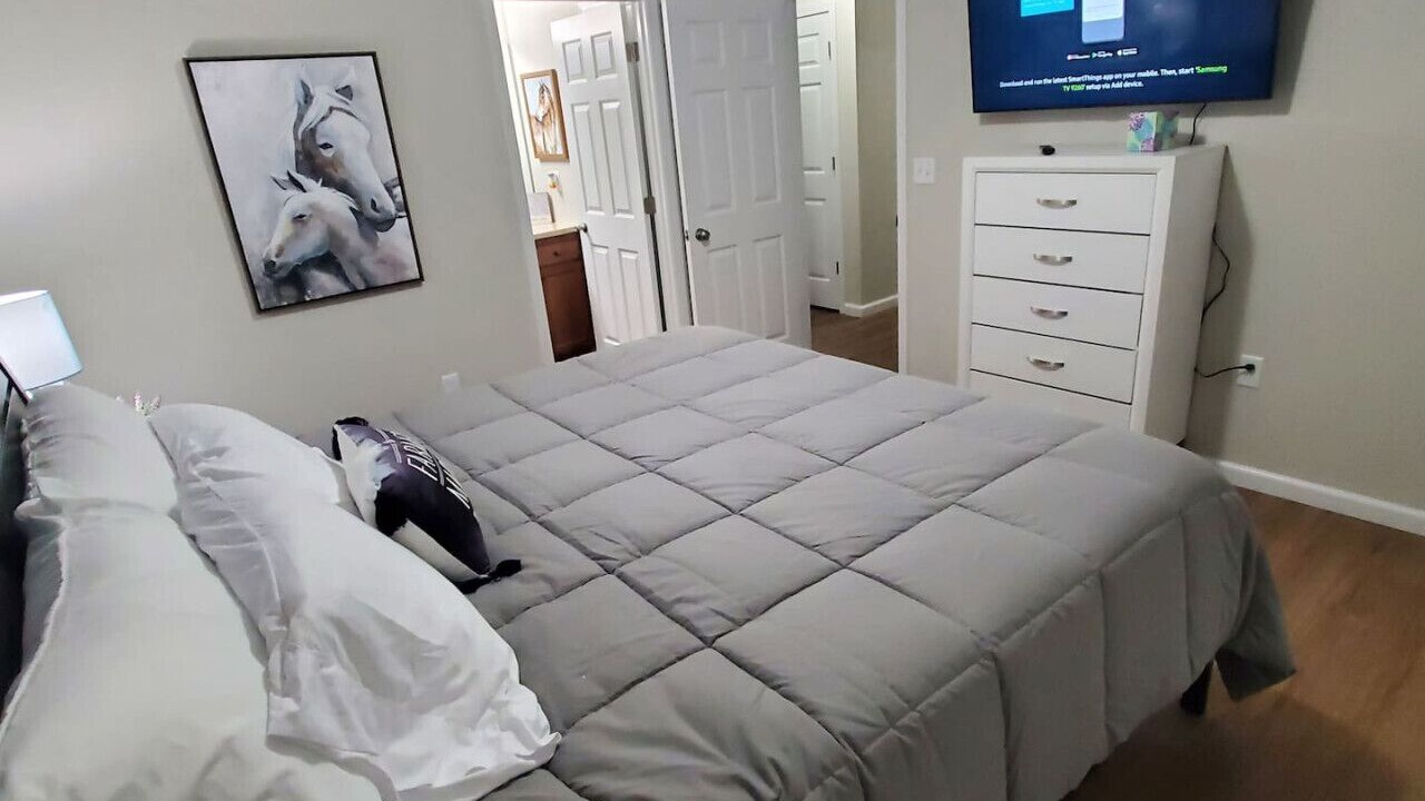 Photo of Bedroom in Middletown