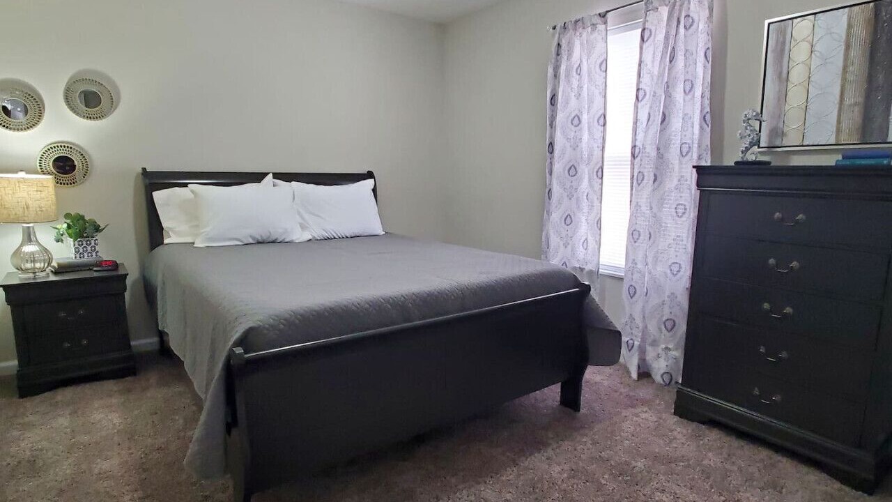 Photo of Bedroom in Middletown