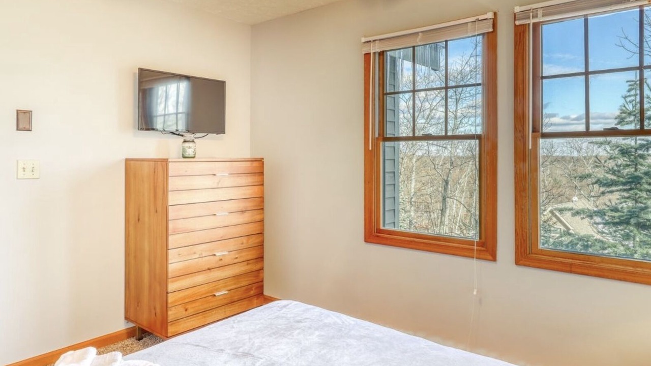 Photo of Bedroom in Tannersville