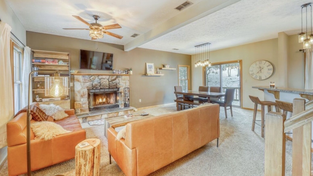 Photo of Livingroom in Tannersville