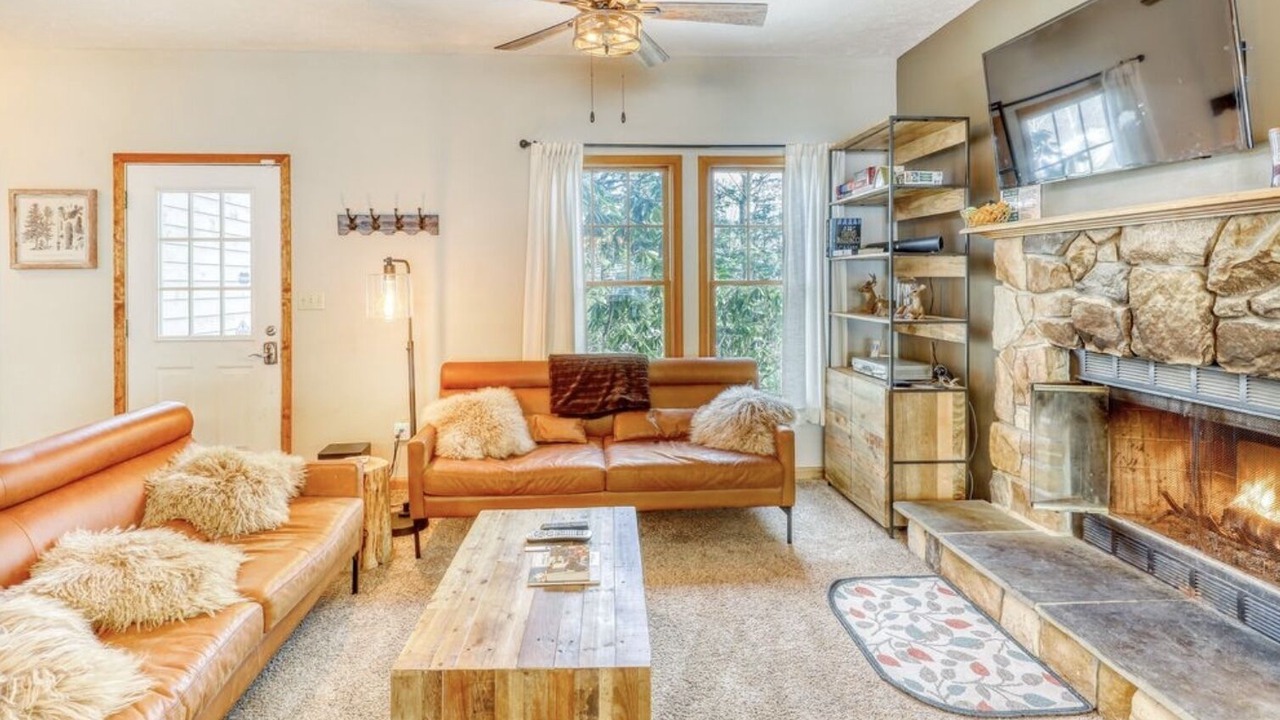 Photo of Livingroom in Tannersville