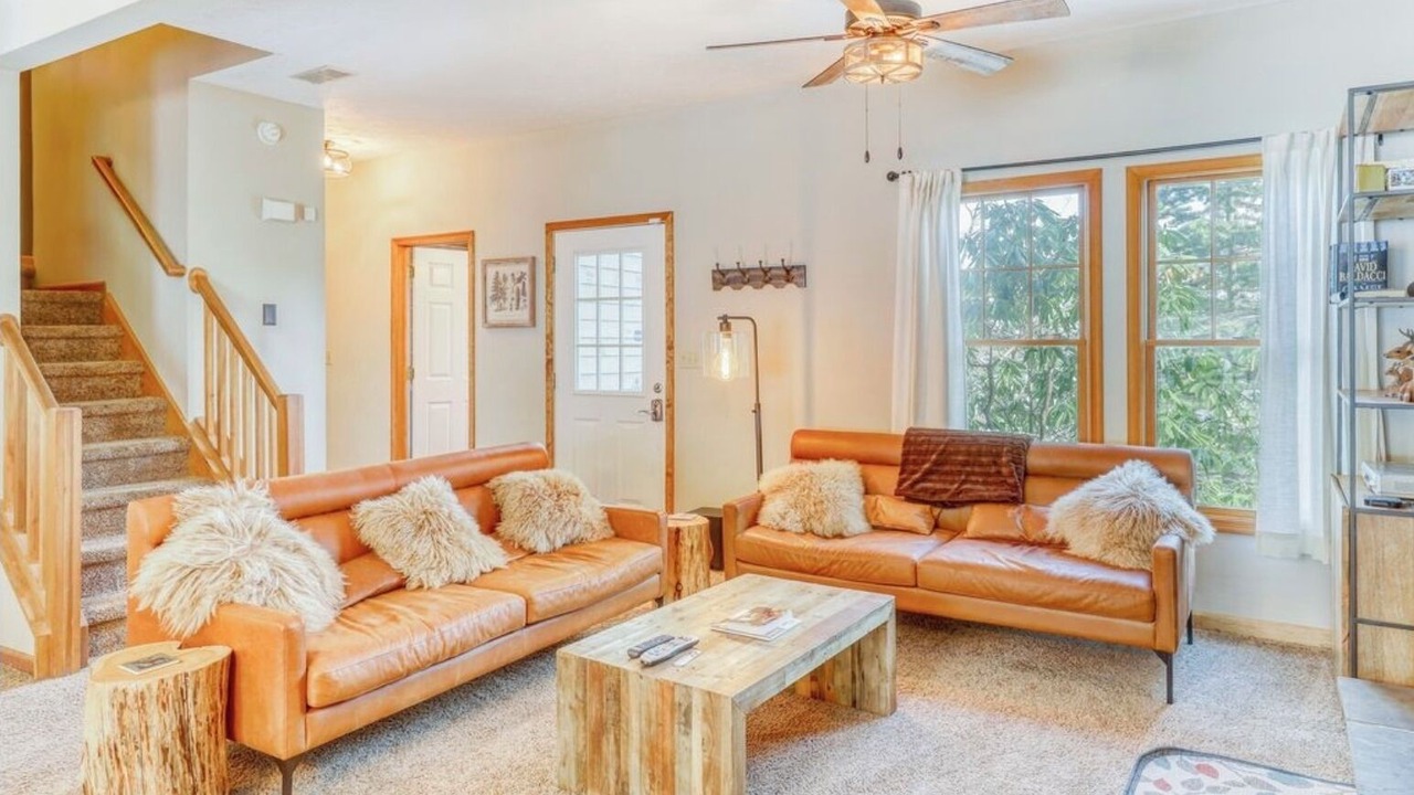 Photo of Livingroom in Tannersville